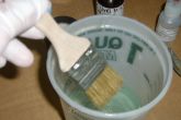 разводим смесь из смолы и отвердителя